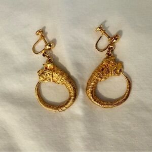 Vintage Ram's Head Earrings Gold Tone Screw-Backs Heavy Statement Jewelry